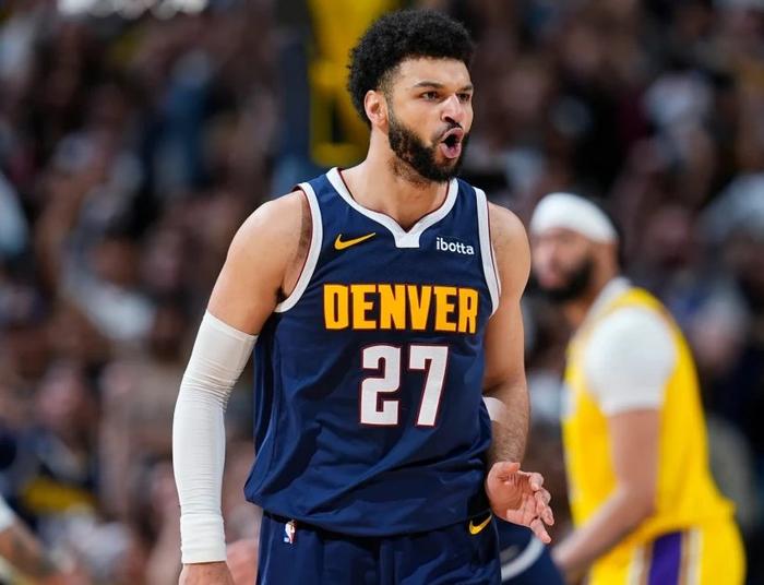 半岛体育全站 - 穆雷回归赛场，突破纪录首场状态亮眼，澳大利亚队观众沸腾！